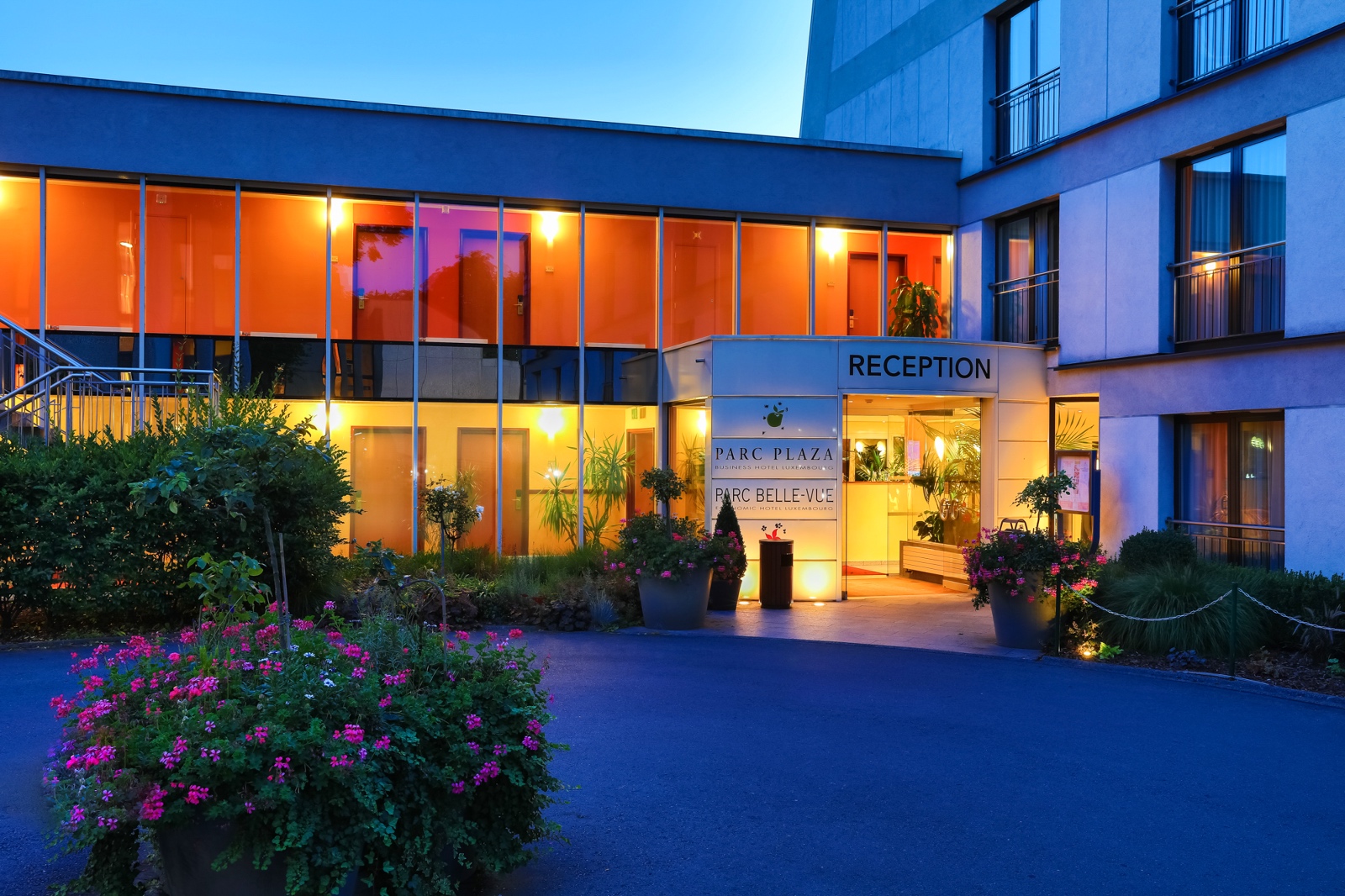 Khaled Frikha Photographe professionnel France -Facade Hotel  Parc Plaza Luxembourg